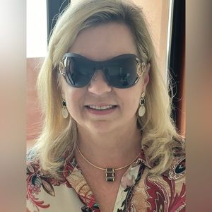 Meet your Posher, Cindy